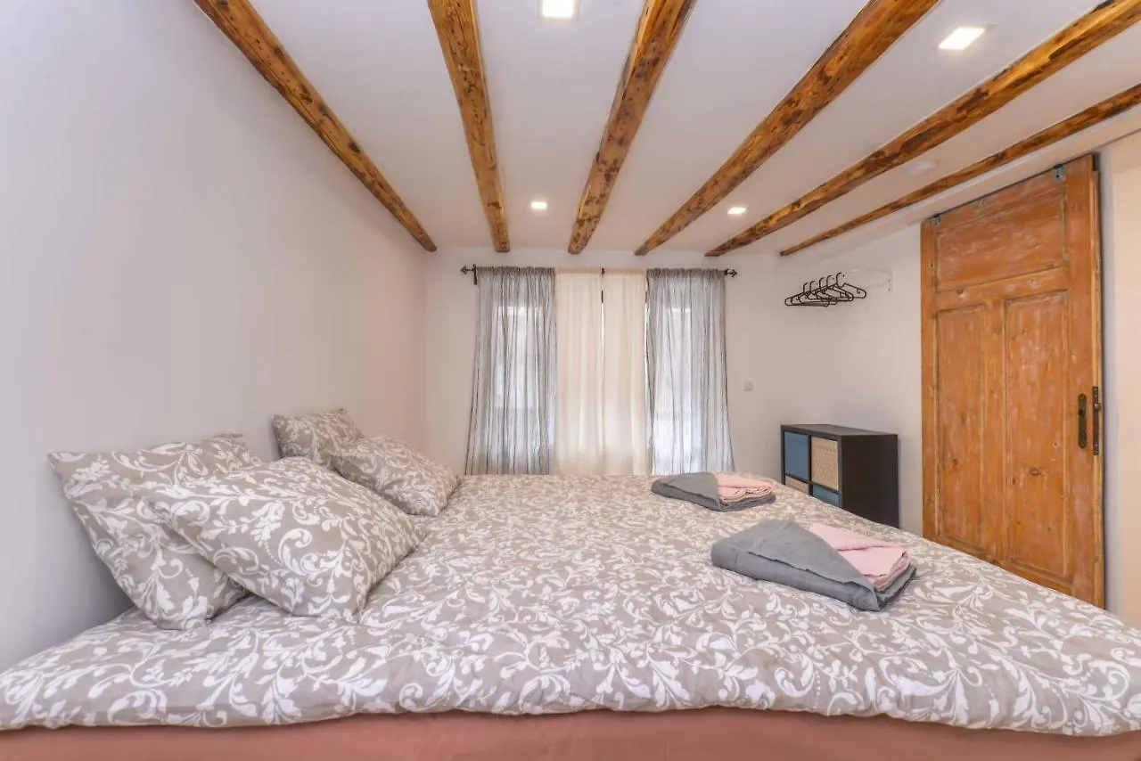 סופיה New Serdika Apartment
